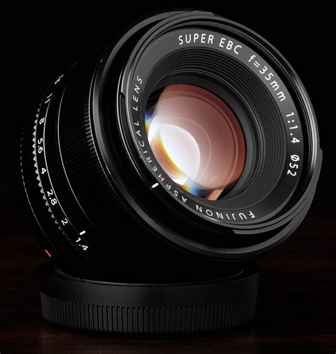 FUJINON XF35mmF1.4 R .